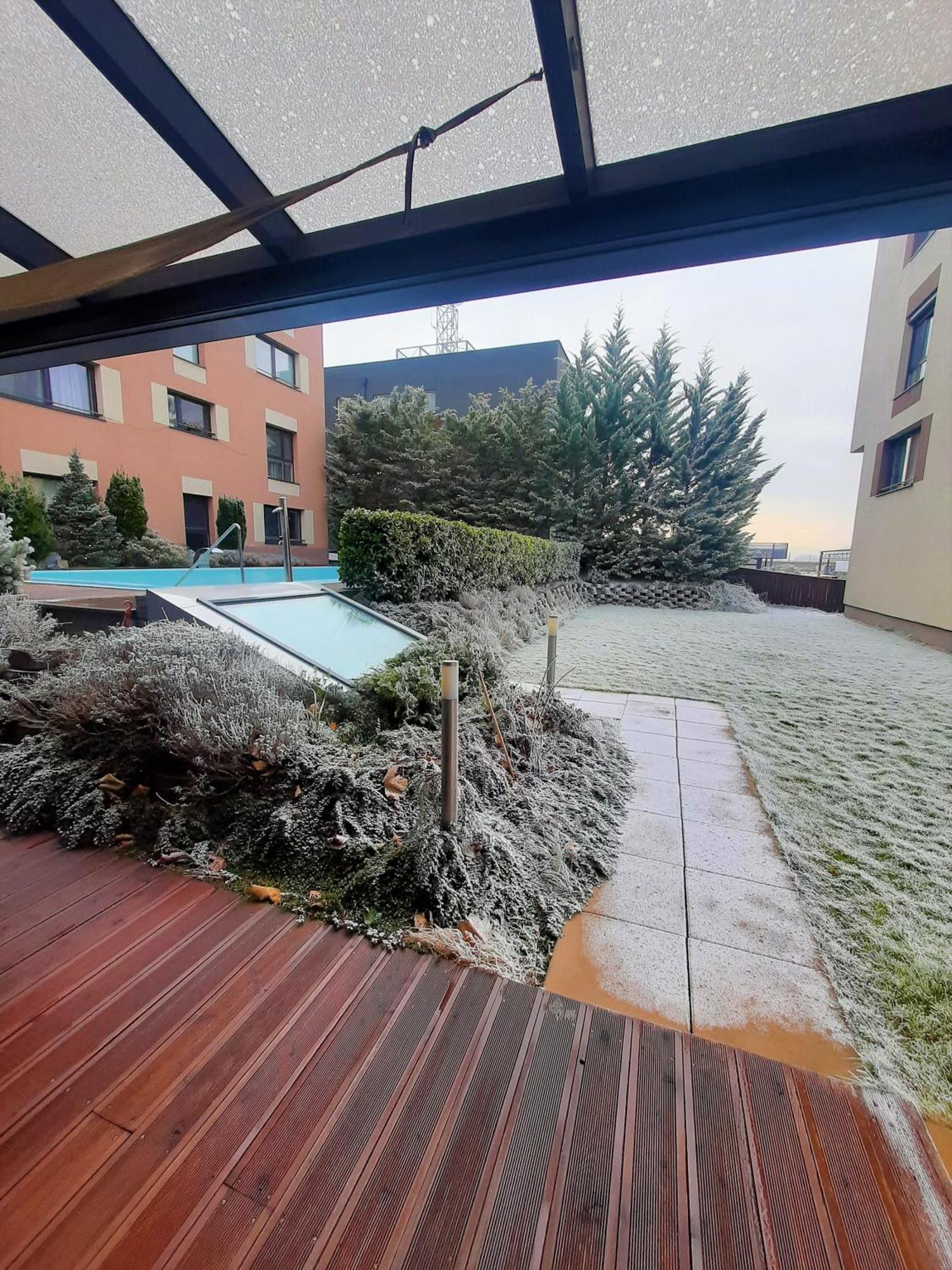 Melrose Apartments Pressburg Exterior foto
