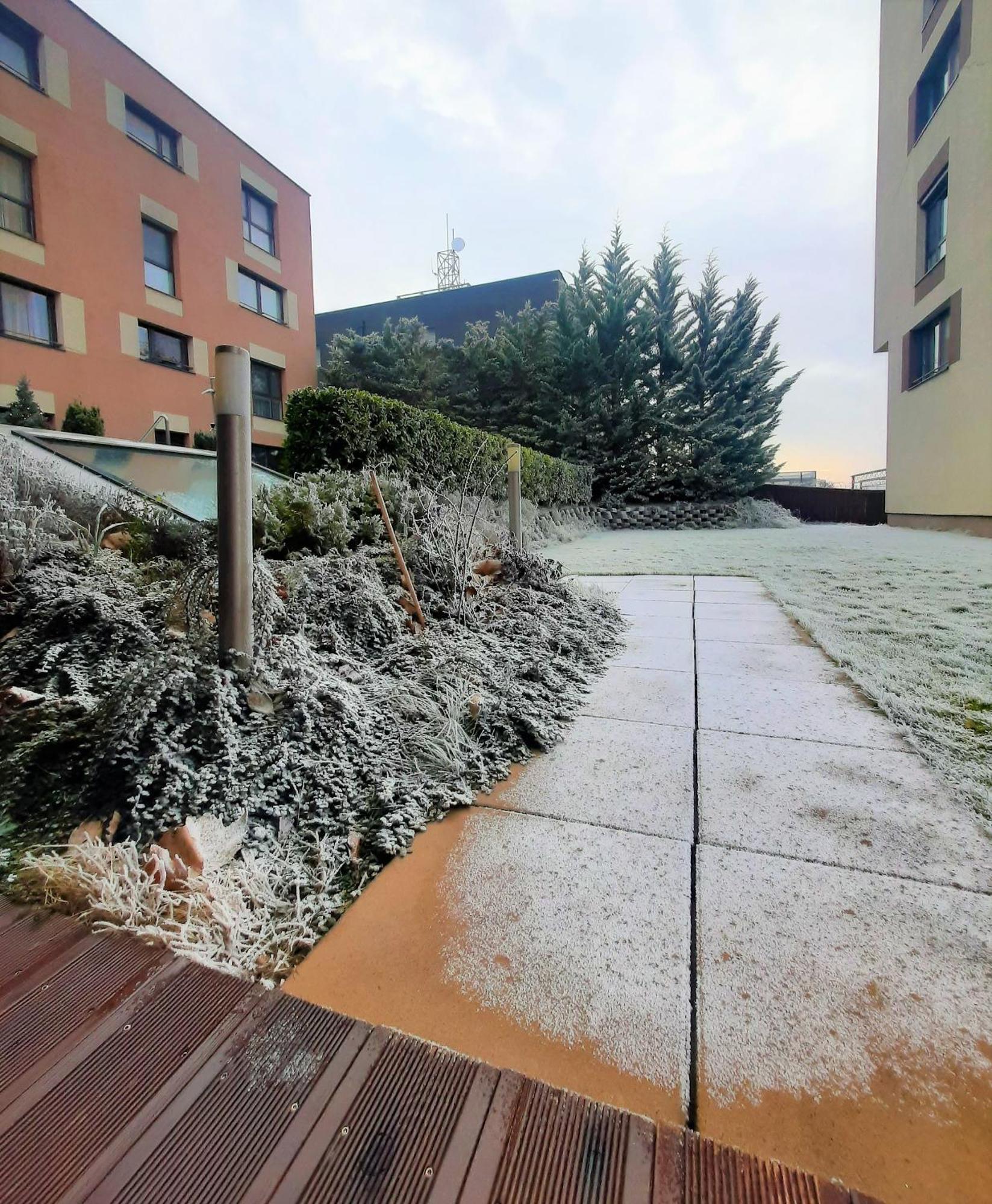 Melrose Apartments Pressburg Exterior foto